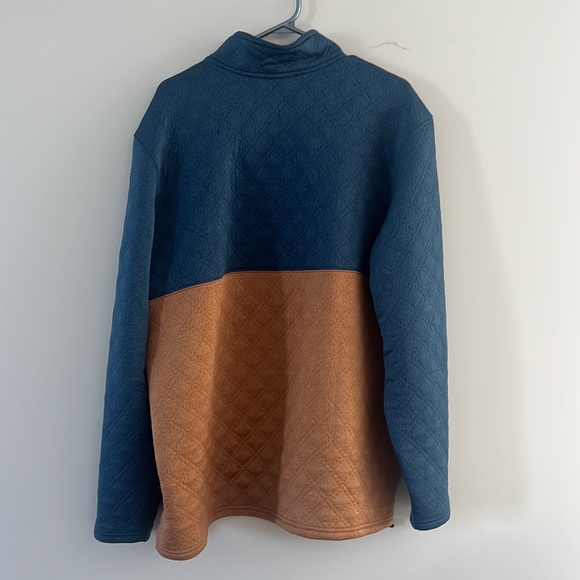 Eddie Bauer pullover sweater. 1/4 zipper mock neck. - Picture 2 of 5